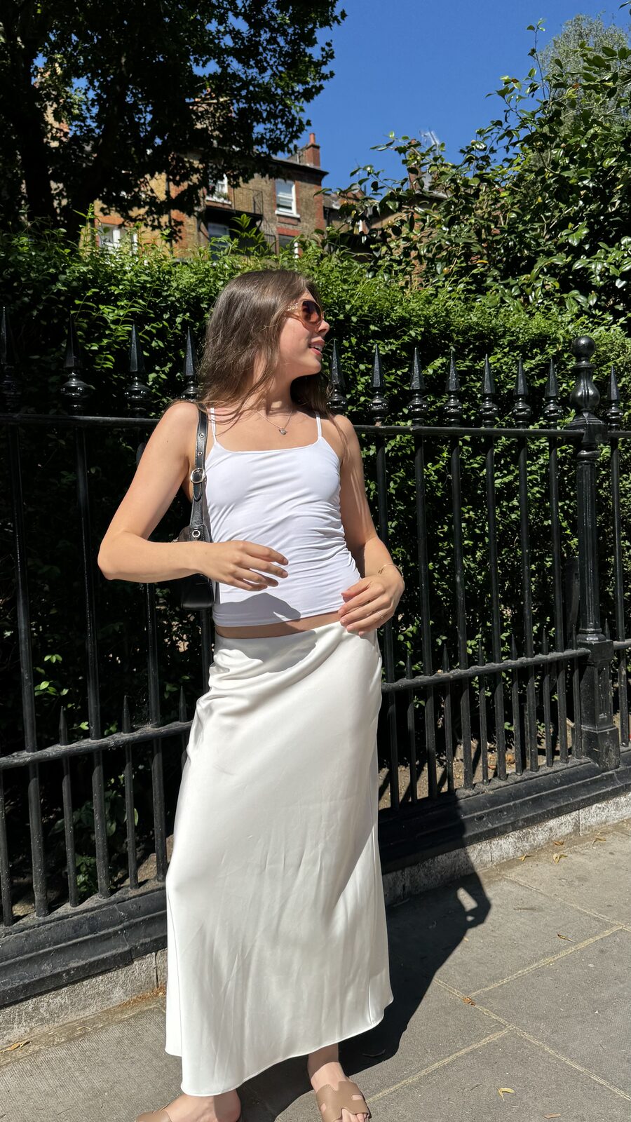 Liana in London, street-style portrait